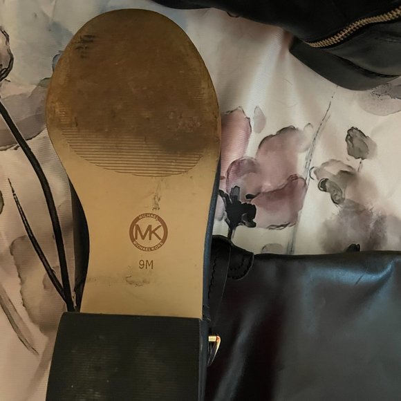 Michael Kors Black Leather tall (below the knee) Gold Accent boots Women size 9 - Picture 3 of 4